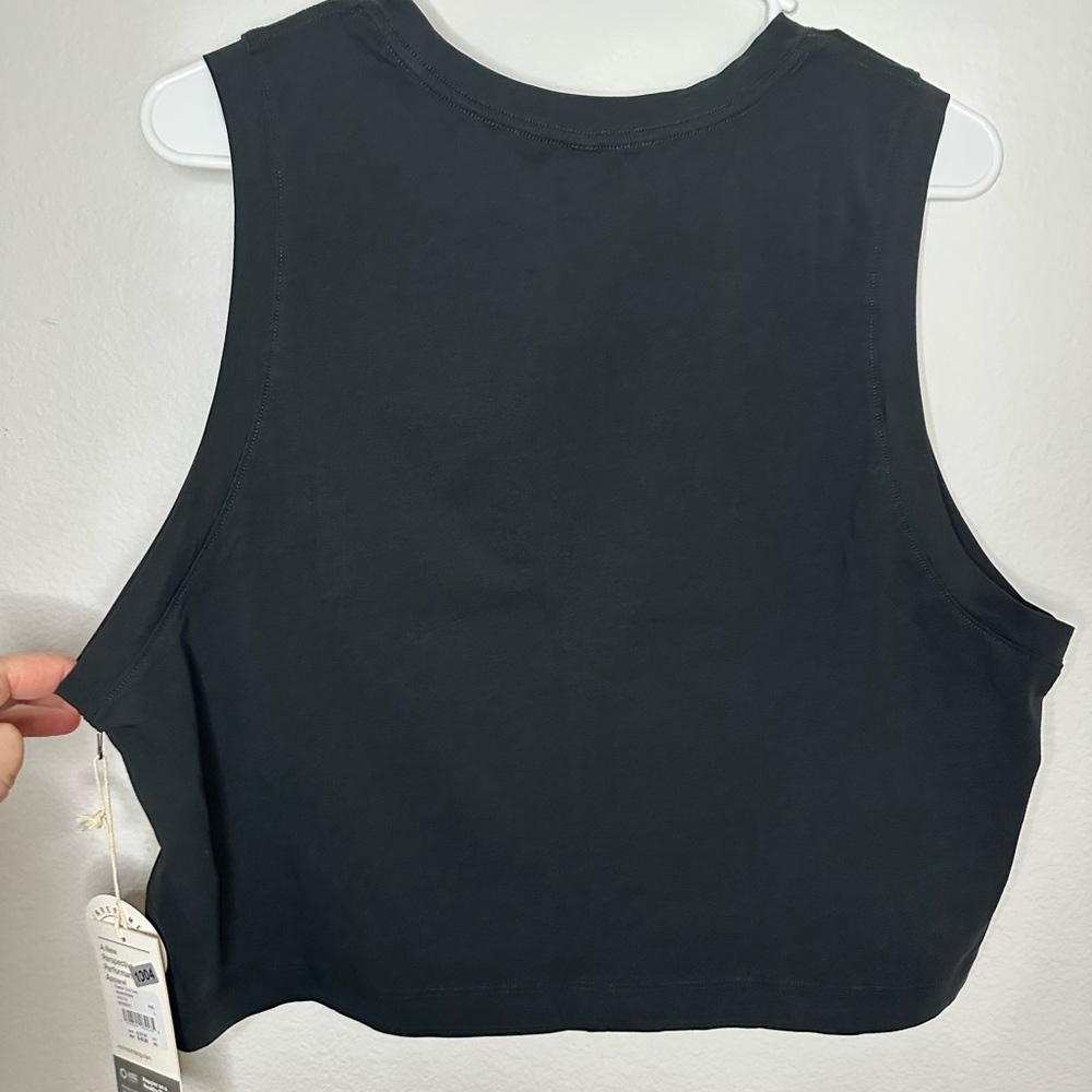 Vuori Energy Muscle Tank Black Women’s Large NWT Workout Running athleisure - Picture 5 of 9